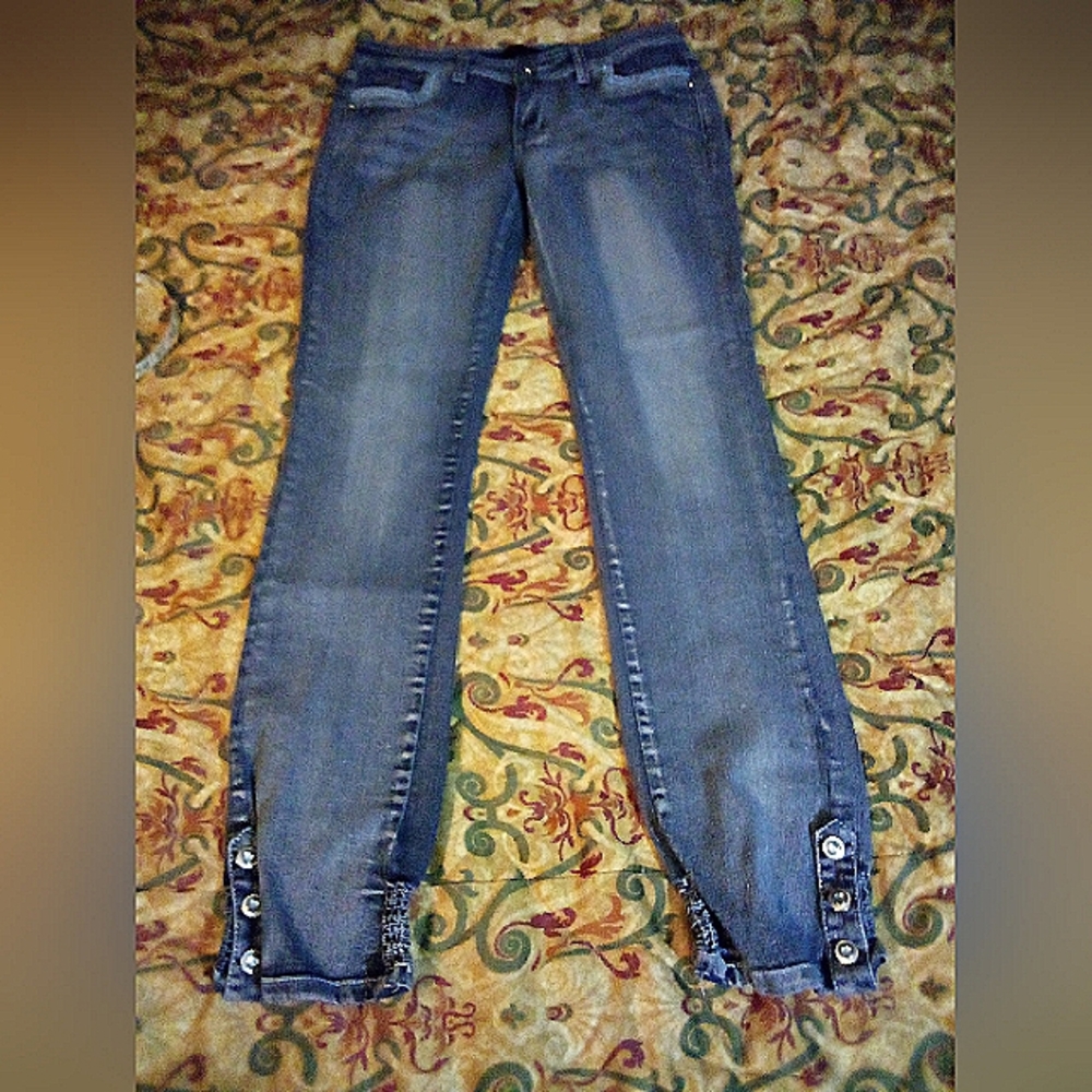 What's Hot Stretch Denim Stone Washed Ruffles Leg Jeans Women 14 Blue
